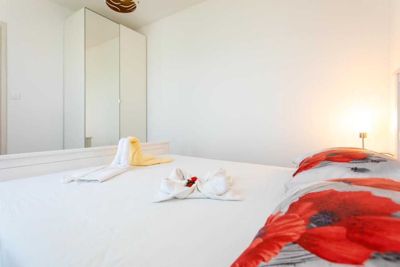 Apartments Jelena Vantacici Εξωτερικό φωτογραφία