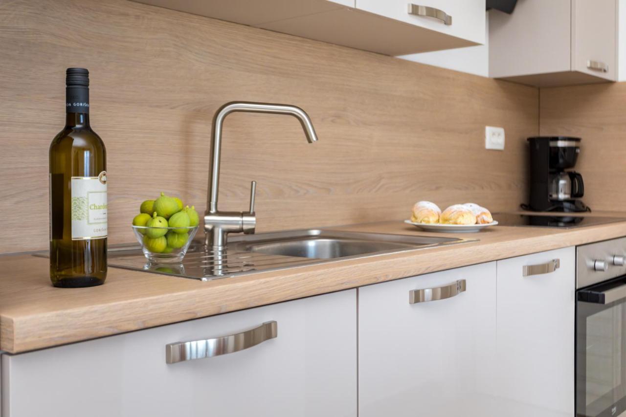 Apartments Jelena Vantacici Εξωτερικό φωτογραφία