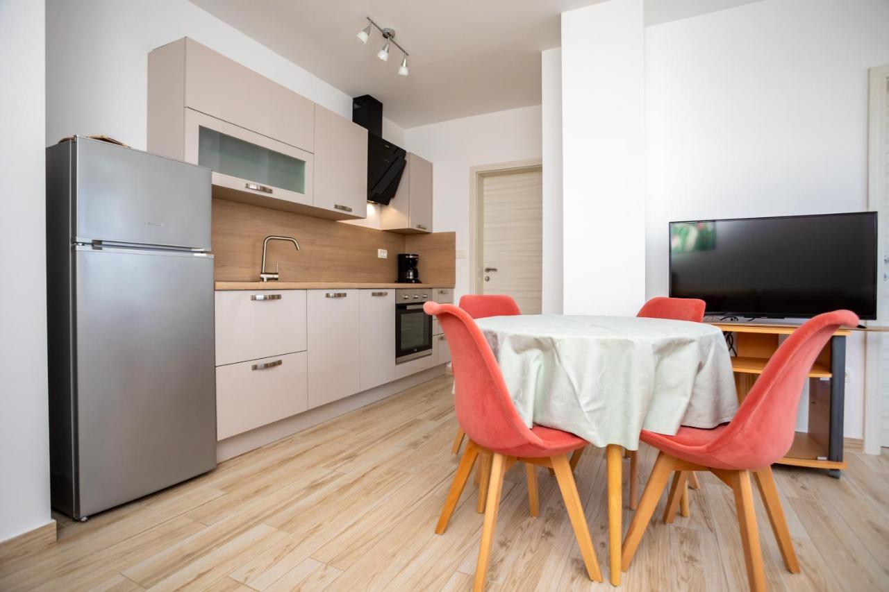 Apartments Jelena Vantacici Εξωτερικό φωτογραφία