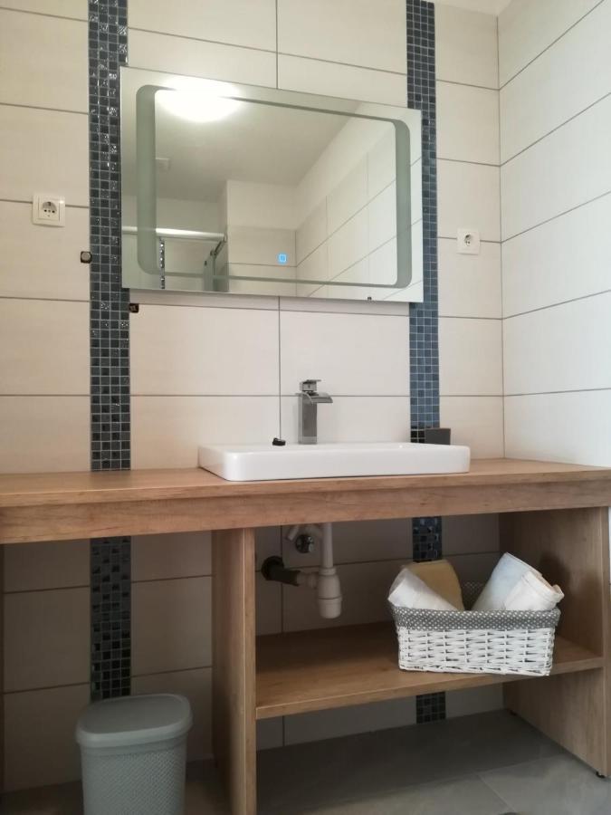 Apartments Jelena Vantacici Εξωτερικό φωτογραφία